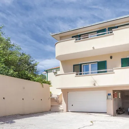 公寓 With Sea View 06 *