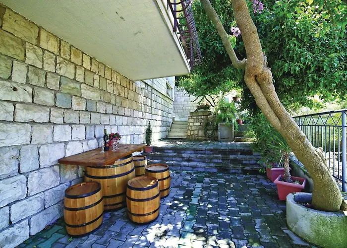 With Sea View 06 Appartement